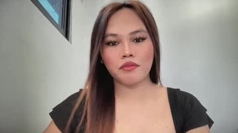 Snapshot of yourhotgirl_lyn chatting on June 2026 05:41:01 AM yourhotgirl_lyn online show from June 2026 05:41:01 AM
