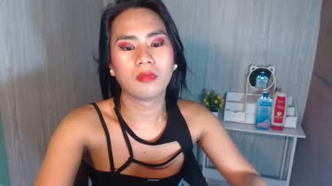 Mauie  online show from March 2025 12:00:02 AM