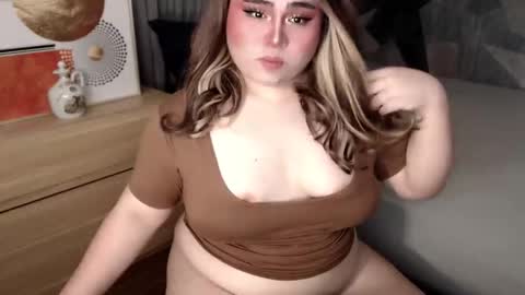 Snapshot of yourkittykimmy_xxx chatting on October 2025 07:26:02 AM kit online show from October 2025 07:26:02 AM