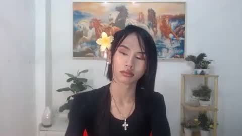 elle online show from June 2026 02:33:01 PM