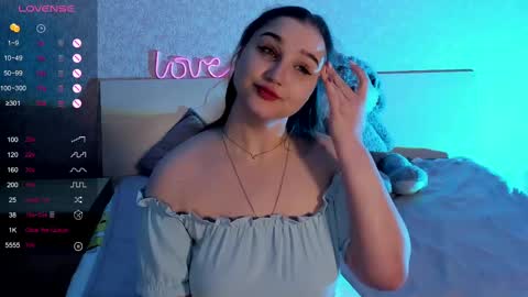 Alex online show from January 2025 03:28:02 PM