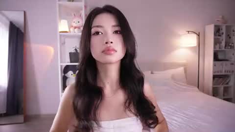 yourlittlesunrise_ online show from August 2026 04:58:01 AM