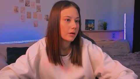 Nikol online show from October 2025 10:44:02 AM