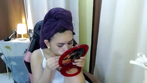 Snapshot of yourlovelytranspinay chatting on September 2025 02:02:01 AM your lovely Dina online show from September 2025 02:02:01 AM