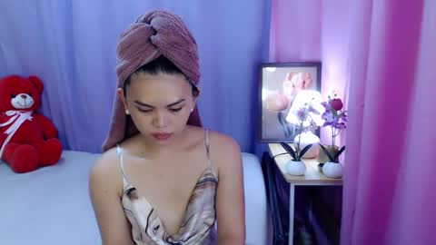 Snapshot of yourlovelytranspinay chatting on May 2026 01:44:01 AM your lovely Dina online show from May 2026 01:44:01 AM