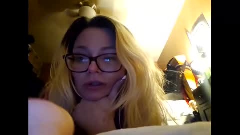 Snapshot of yournakedvalentinex chatting on February 2026 12:22:02 PM yournakedvalentinex online show from February 2026 12:22:02 PM