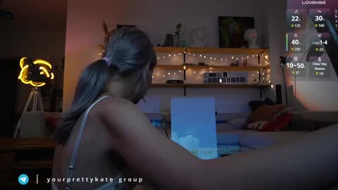 Snapshot of yourprettykate_ chatting on November 2025 06:30:01 PM online show from November 2025 06:30:01 PM