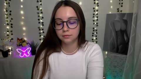 Happy online show from February 2025 06:43:02 AM