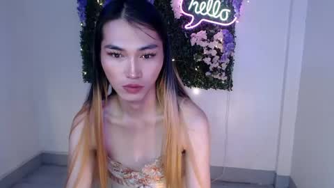 Snapshot of yoursexservice chatting on January 2025 11:43:02 PM online show from January 2025 11:43:02 PM