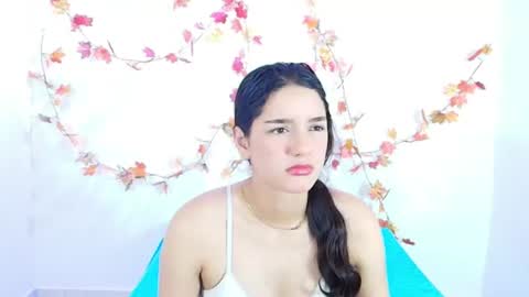 Snapshot of yoursexy18lover chatting on June 2026 06:56:02 AM Lina and roberth online show from June 2026 06:56:02 AM