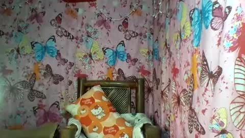 Snapshot of yourshygirl82 chatting on February 2025 08:36:01 PM im MAY online show from February 2025 08:36:01 PM