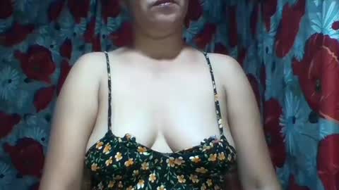 Snapshot of yourshygirl82 chatting on May 2026 11:48:01 AM im MAY online show from May 2026 11:48:01 AM