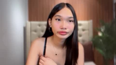 yoursluttyashxx online show from March 2026 05:19:01 PM