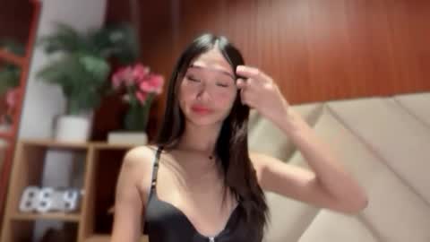 yoursluttyashxx online show from April 2026 05:07:01 PM