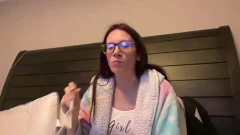 Snapshot of yourstrulylivy chatting on March 2025 01:23:01 AM yourstrulylivy online show from March 2025 01:23:01 AM