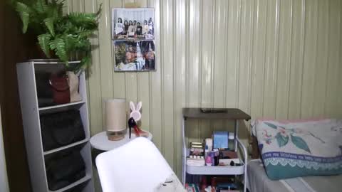 yoursubmissive_larah online show from April 2026 06:55:02 AM