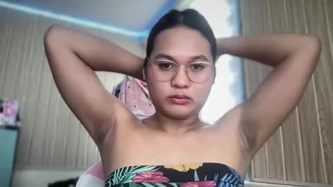 yoursweetgirl_zia online show from April 2026 04:37:01 AM