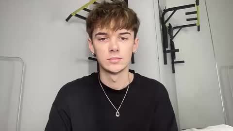 yoursweetyguy online show from December 2025 03:32:02 PM