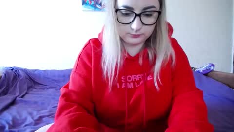 Snapshot of yourswetiegirl chatting on April 2026 08:52:02 AM Sofia online show from April 2026 08:52:02 AM