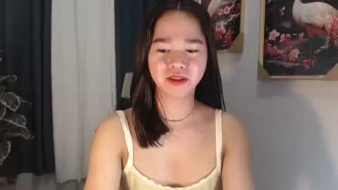 yourtinybunny online show from September 2025 10:37:01 AM