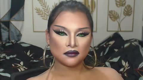 Snapshot of yourtrannyqueenxxx chatting on September 2025 10:46:01 PM Anastacia Grey  online show from September 2025 10:46:01 PM