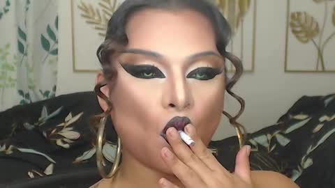 Snapshot of yourtrannyqueenxxx chatting on October 2025 10:29:01 PM Anastacia Grey  online show from October 2025 10:29:01 PM