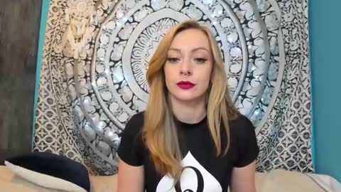 YourVenus00 -Follow my OF online show from November 2025 11:02:01 AM