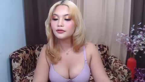 Snapshot of youungsextdeity chatting on May 2026 10:01:02 AM cathy online show from May 2026 10:01:02 AM