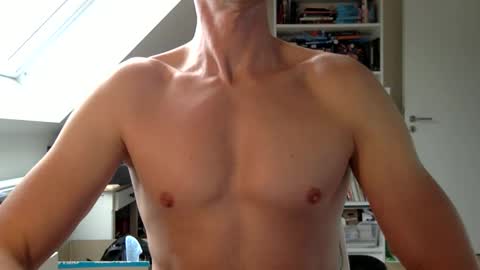 Snapshot of youvegotthis chatting on May 2026 12:33:01 PM youvegotthis online show from May 2026 12:33:01 PM