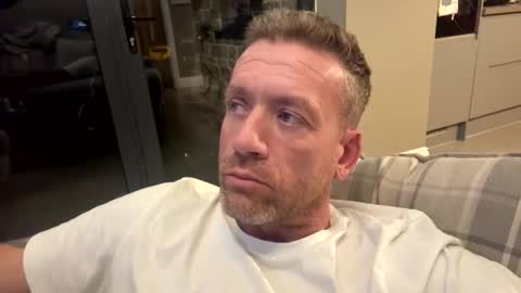 Snapshot of youwantus69 chatting on November 2025 06:11:02 AM You want us 69 online show from November 2025 06:11:02 AM