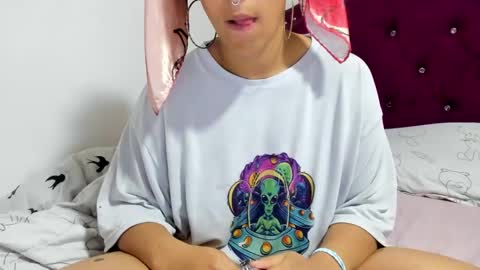 elizabeth  ju   online show from February 2025 03:25:02 AM