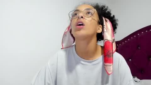 elizabeth  ju   online show from March 2025 12:32:01 AM