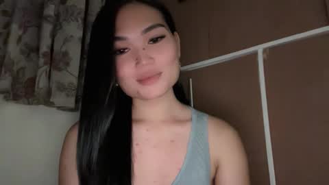 yrdrmgrl_jennie26 online show from November 2025 10:39:02 AM