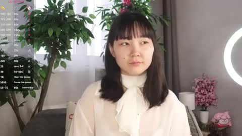 Yui online show from June 2026 03:56:02 PM