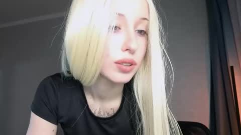 Misa online show from March 2026 08:23:01 PM