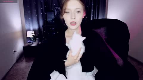 Snapshot of yukishine chatting on July 2026 03:52:02 PM YukiShine online show from July 2026 03:52:02 PM