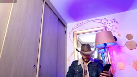 Snapshot of yulianpereira25 chatting on February 2025 11:56:02 PM yulian 2811 online show from February 2025 11:56:02 PM