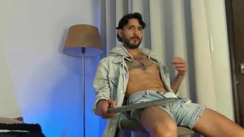 Snapshot of yulianpereira25 chatting on September 2025 07:08:01 PM yulian 2811 online show from September 2025 07:08:01 PM