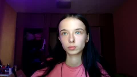 Yuliia online show from June 2026 05:52:01 AM