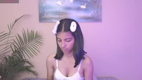 Snapshot of yuliethpetite chatting on June 2026 08:20:02 PM yuliethpetite online show from June 2026 08:20:02 PM