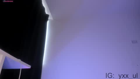 yulxx online show from April 2026 03:34:02 PM