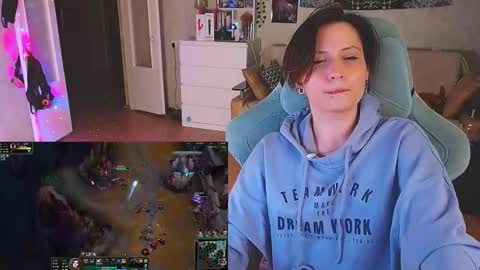 Kris online show from February 2025 07:10:02 PM