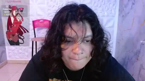 Snapshot of yumandsay chatting on July 2026 02:41:02 PM Snowflake online show from July 2026 02:41:02 PM