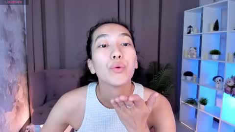 Snapshot of yummy_lamii chatting on July 2026 03:32:01 AM Cindey online show from July 2026 03:32:01 AM
