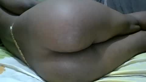 YUMMY online show from October 2025 01:47:01 AM