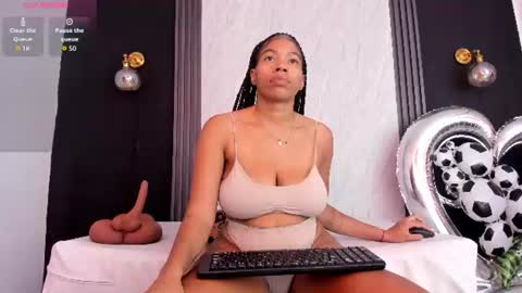 Snapshot of yummyduo chatting on July 2026 11:01:02 AM Yummyduo online show from July 2026 11:01:02 AM