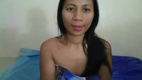 yuna_05 online show from February 2026 04:33:01 PM