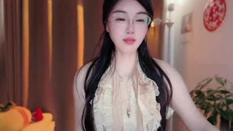 YunEr online show from March 2026 04:09:01 AM