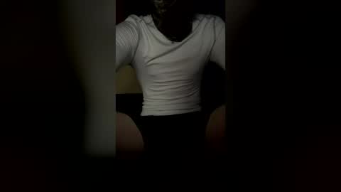yungnhung_420 online show from June 2026 07:03:02 AM