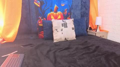 yunkeyc online show from October 2025 03:18:01 AM